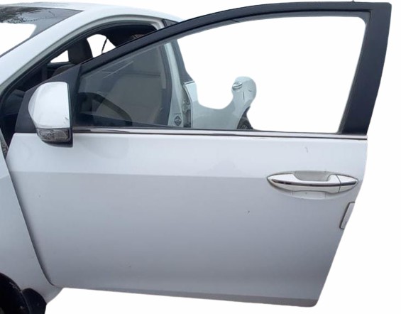 Left Front Door ( Toyota Corolla )