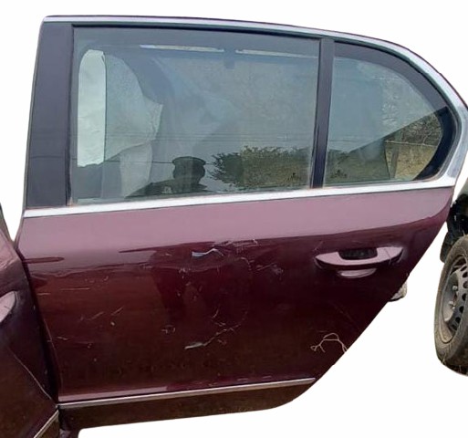 Left Rear Door ( Skoda Superb)