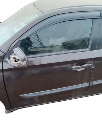 Left Front Door (  Honda Amaze )