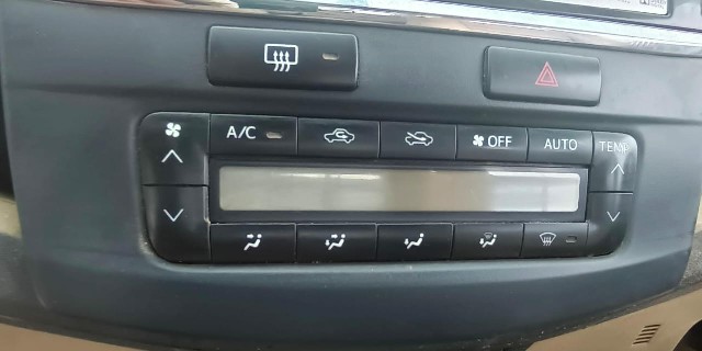AC Panel ( Toyota Fortuner)
